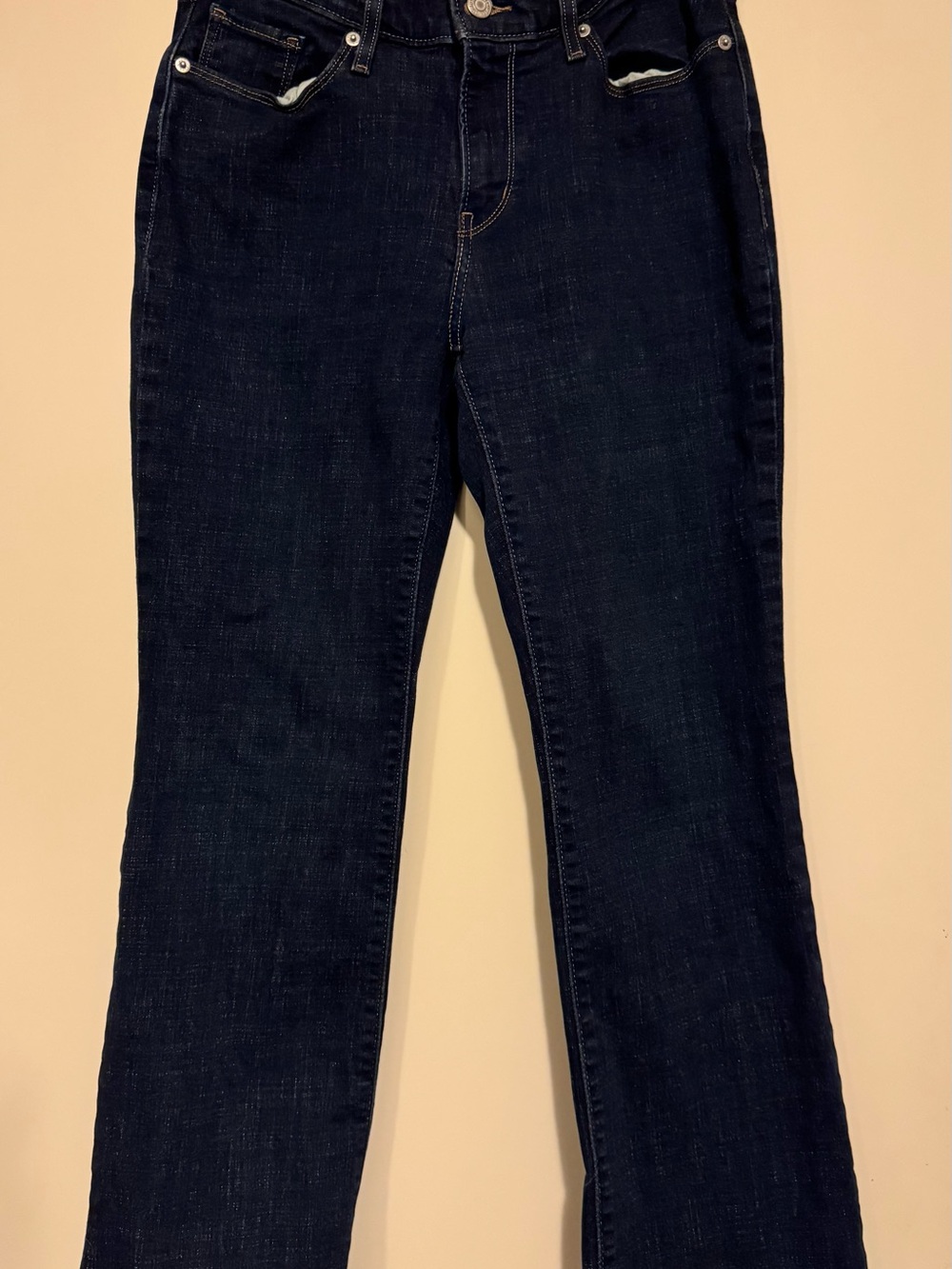 Levi’s Classic Bootcut size 28 EUC